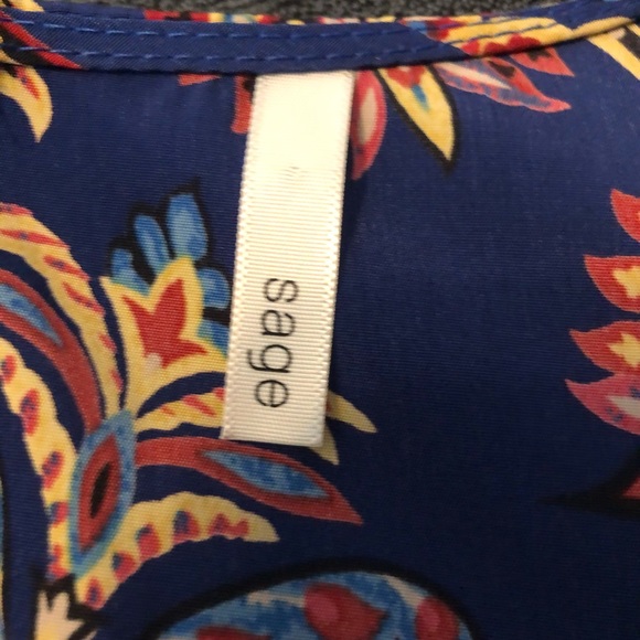 Pattern Dress - Picture 2 of 2